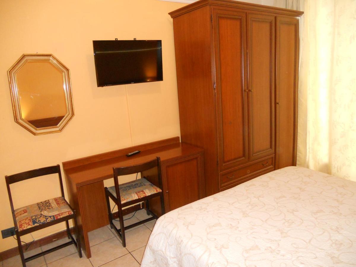 מונטה קטיני טרמה Hotel Salus מראה חיצוני תמונה