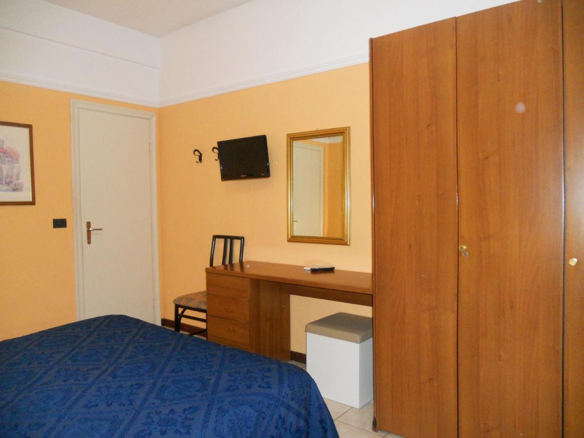 מונטה קטיני טרמה Hotel Salus מראה חיצוני תמונה