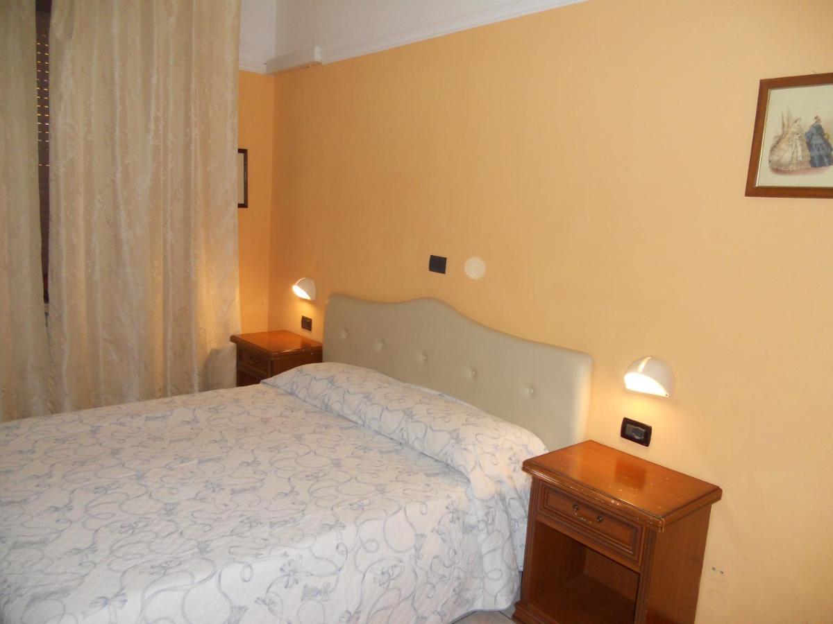 מונטה קטיני טרמה Hotel Salus מראה חיצוני תמונה