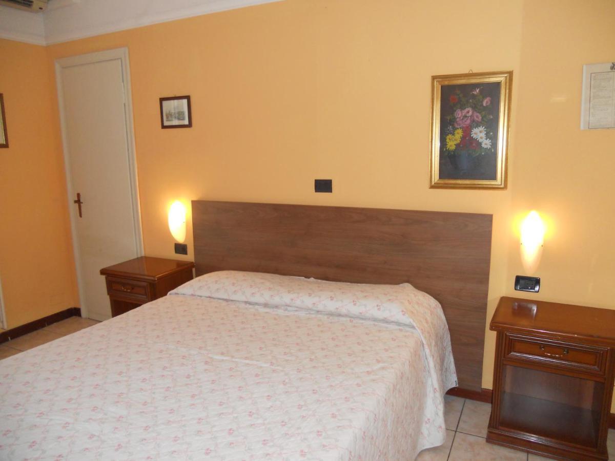 מונטה קטיני טרמה Hotel Salus מראה חיצוני תמונה
