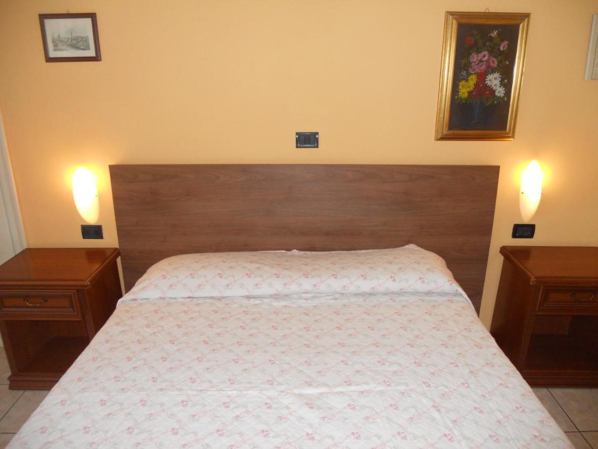 מונטה קטיני טרמה Hotel Salus מראה חיצוני תמונה