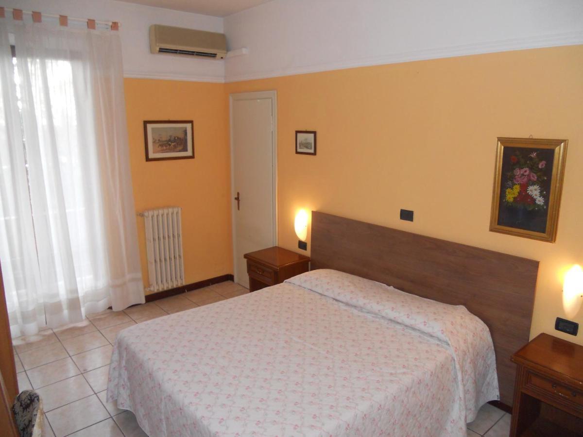 מונטה קטיני טרמה Hotel Salus מראה חיצוני תמונה