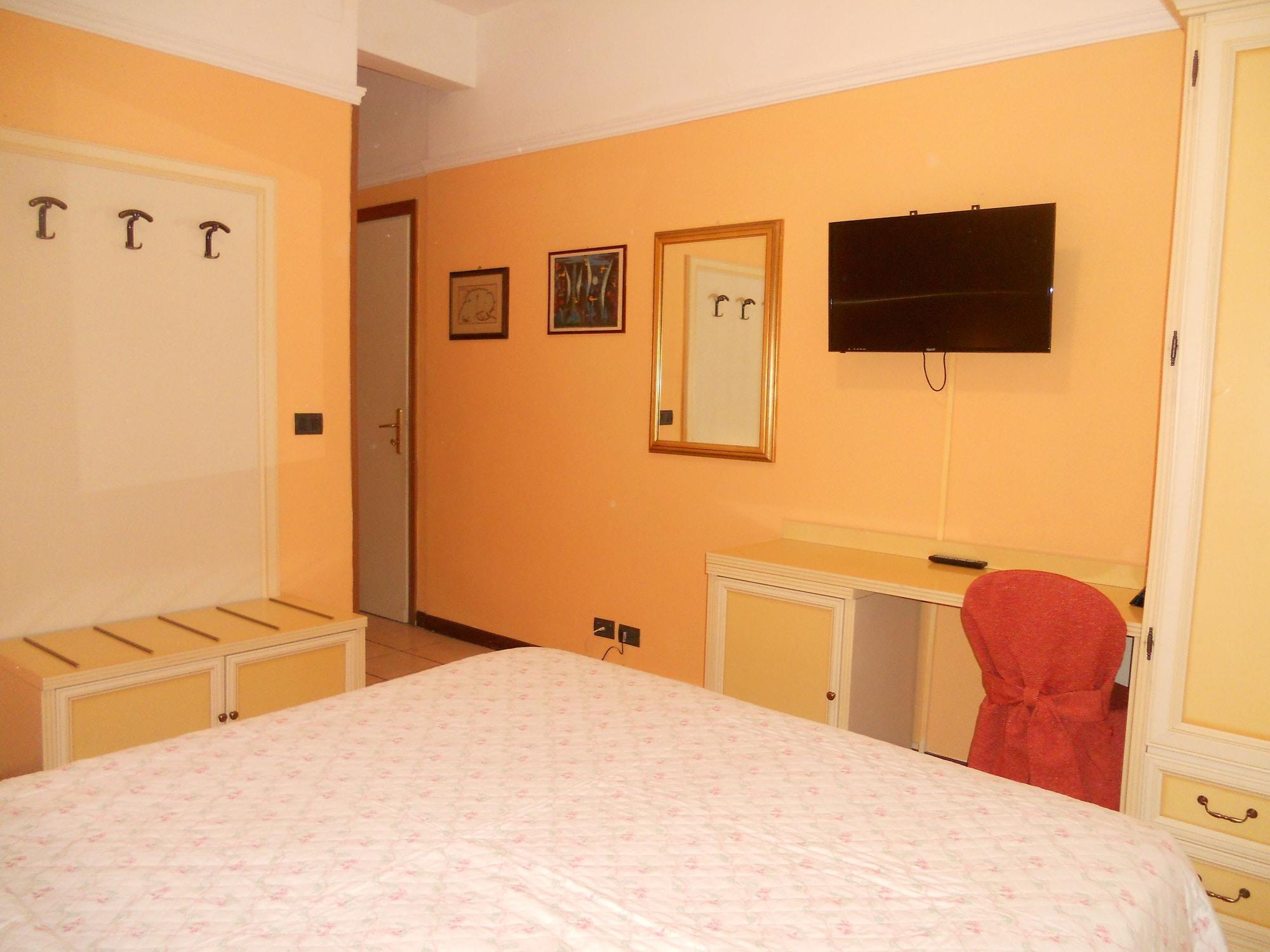 מונטה קטיני טרמה Hotel Salus מראה חיצוני תמונה