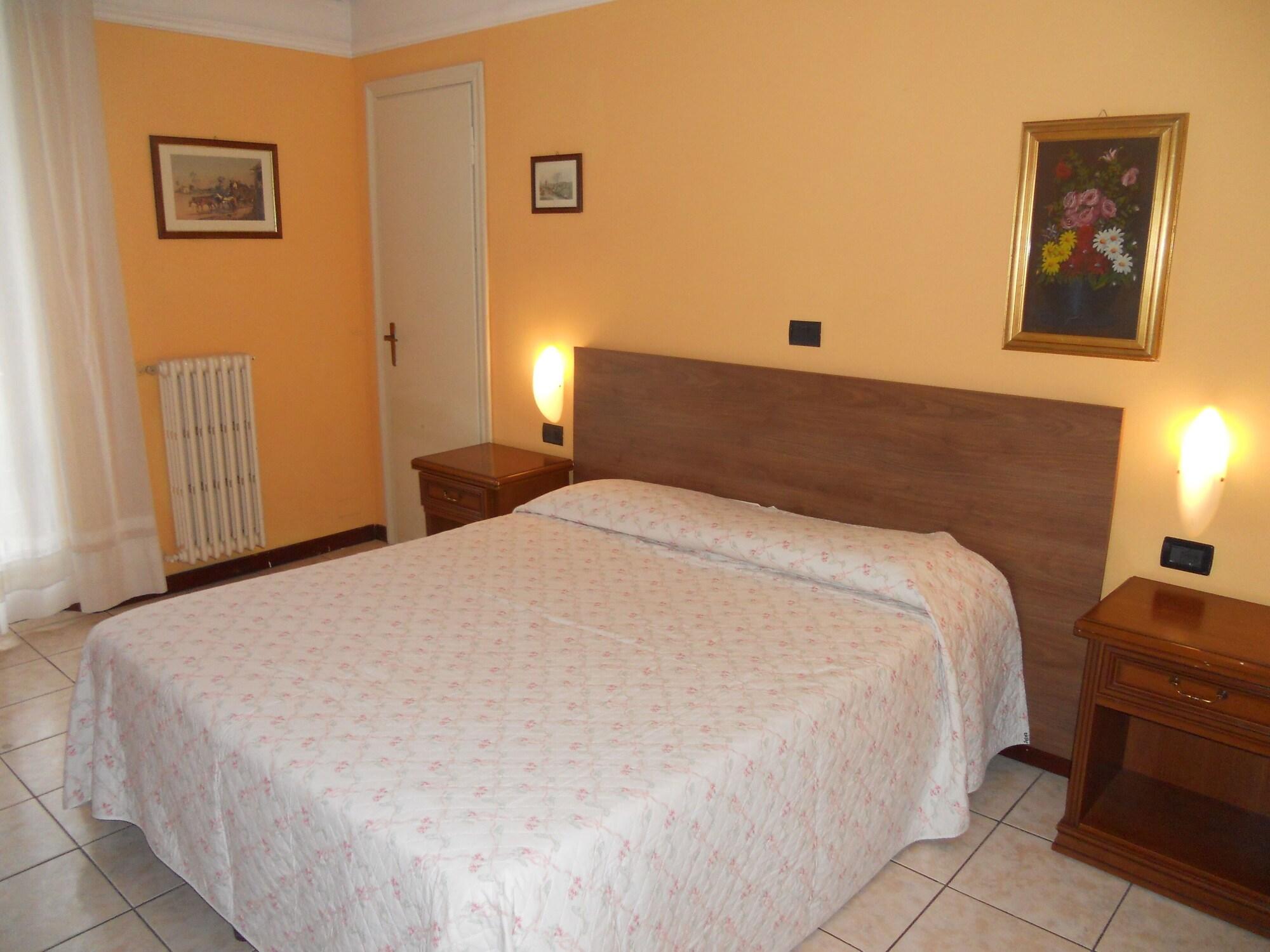 מונטה קטיני טרמה Hotel Salus מראה חיצוני תמונה